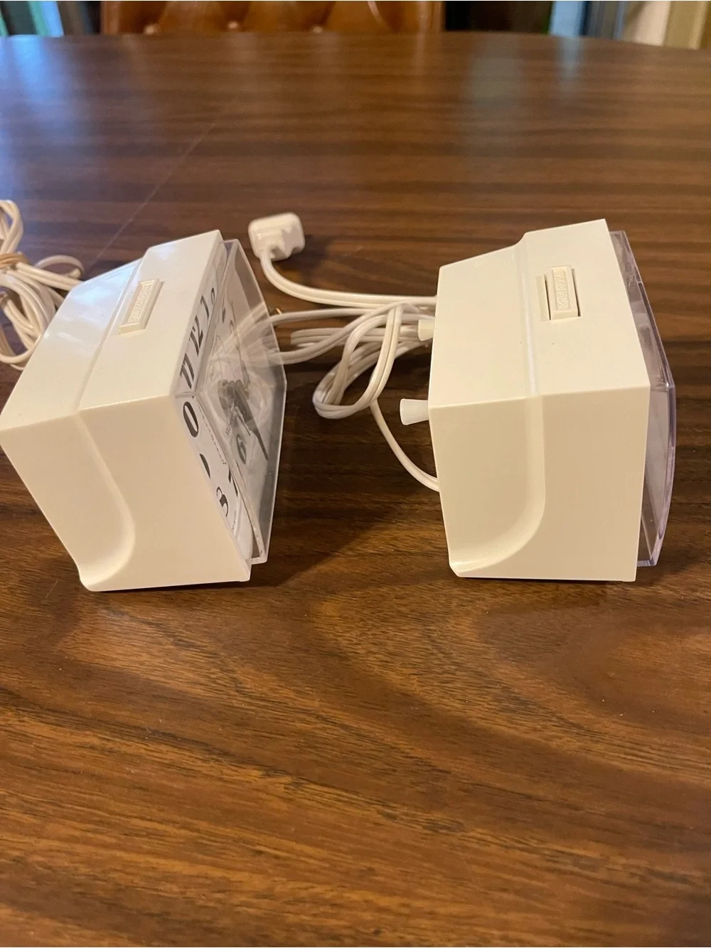 Vtg set White Classic Dialite Twin Electric Alarm Clock Set
